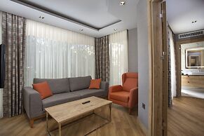 La Boutique Hotel & Suites