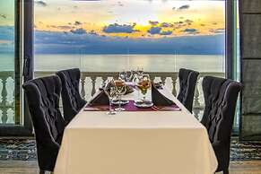 La Boutique Hotel & Suites