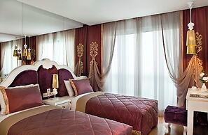 La Boutique Hotel & Suites