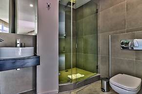 Aquarius Luxury Suites