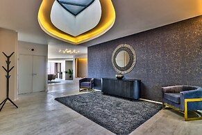 Aquarius Luxury Suites