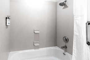Holiday Inn Express Salinas by IHG