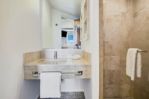 One Guadalajara Periferico Norte