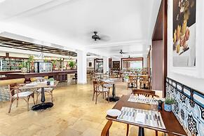 Kempinski Seychelles Resort