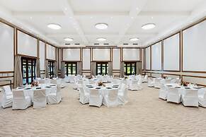 Kempinski Seychelles Resort