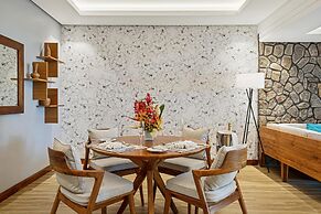 Kempinski Seychelles Resort