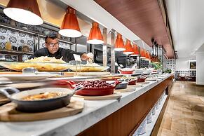 Kempinski Seychelles Resort