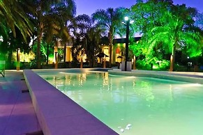 Hotel de Campo Colon