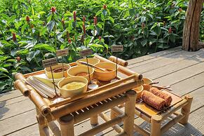 An Lam Retreats Saigon River