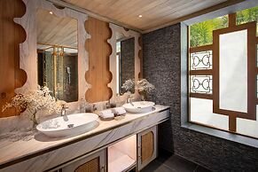 An Lam Retreats Saigon River