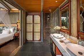 An Lam Retreats Saigon River