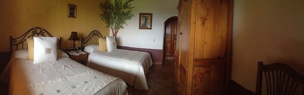 Hotel Huerta Real