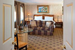 Dorymans Oceanfront Inn