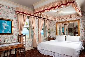 Dorymans Oceanfront Inn