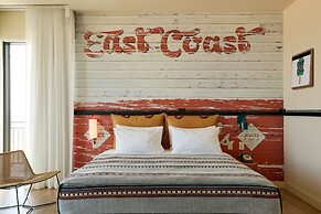 Moxy Virginia Beach Oceanfront