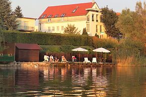 Strandhotel Alte Donau