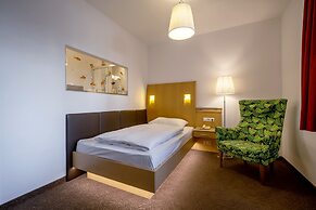 Strandhotel Alte Donau