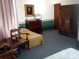 Hotel Panzió 100