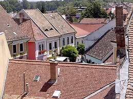 Hotel Panzió 100