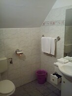 Hotel Panzió 100