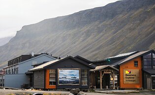 Basecamp Spitsbergen Hotel