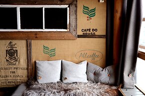 Basecamp Spitsbergen Hotel