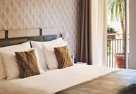 Vista Lakefront Boutique Hotel