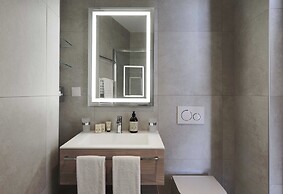 Vista Lakefront Boutique Hotel