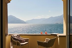 Vista Lakefront Boutique Hotel