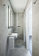 Vista Lakefront Boutique Hotel