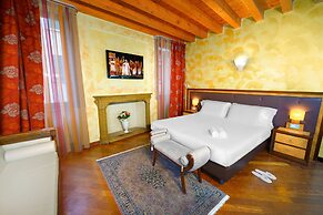 City Centre Rooms and Apartments