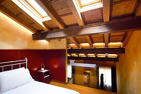 City Centre Rooms and Apartments