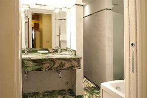 City Centre Rooms and Apartments