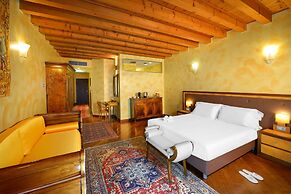 City Centre Rooms and Apartments