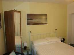 Spencer Court Hotel