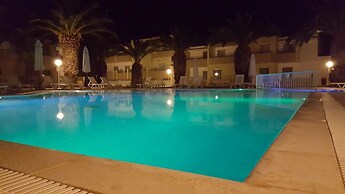 Aslanis Village Hotel