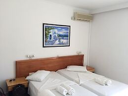 Aslanis Village Hotel