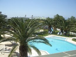 Aslanis Village Hotel