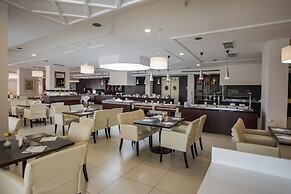 Giannoulis – Almyra Hotel & Village