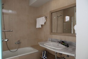 Giannoulis – Almyra Hotel & Village