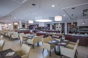 Giannoulis – Almyra Hotel & Village