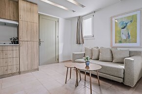 Almyra Resort
