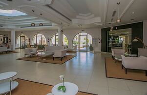 Giannoulis – Almyra Hotel & Village