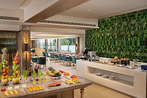 The Crown - IHCL SeleQtions