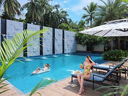 The Crown - IHCL SeleQtions