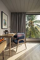 The Crown - IHCL SeleQtions