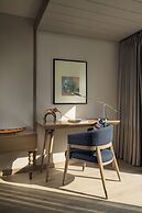 The Crown - IHCL SeleQtions