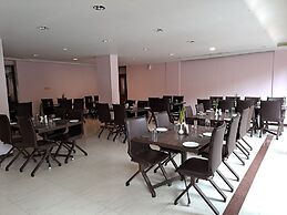 Hotel Preethi Classic Towers