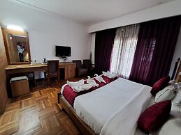 Hotel Preethi Classic Towers