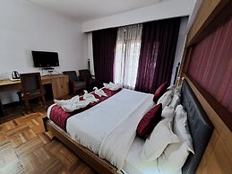 Hotel Preethi Classic Towers